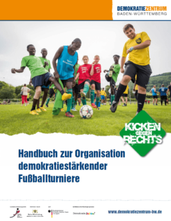 Neues Handbuch für demokratiestärkende Fußballturniere